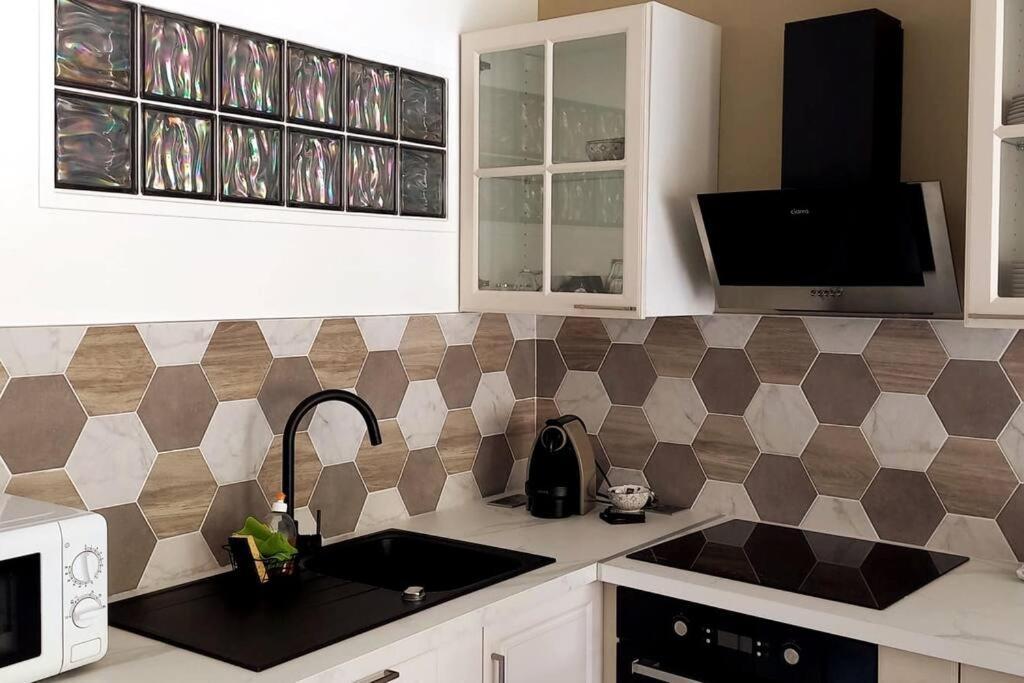 Immeuble Le Regency, Appartement 4 Pieces, 80 Metres De La Plage Ментона Экстерьер фото